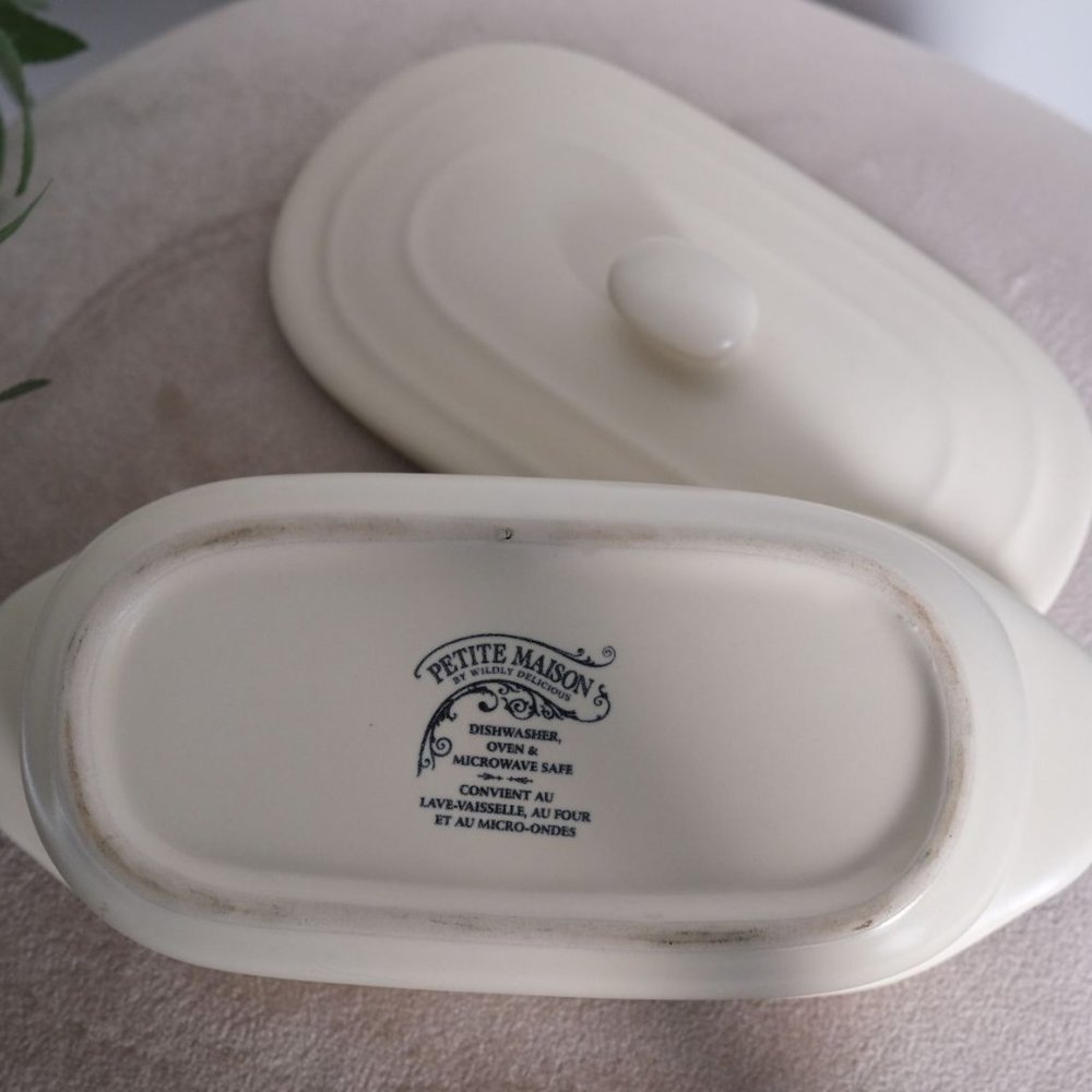 Petite Maison Wildly Delicious Cheese Baker